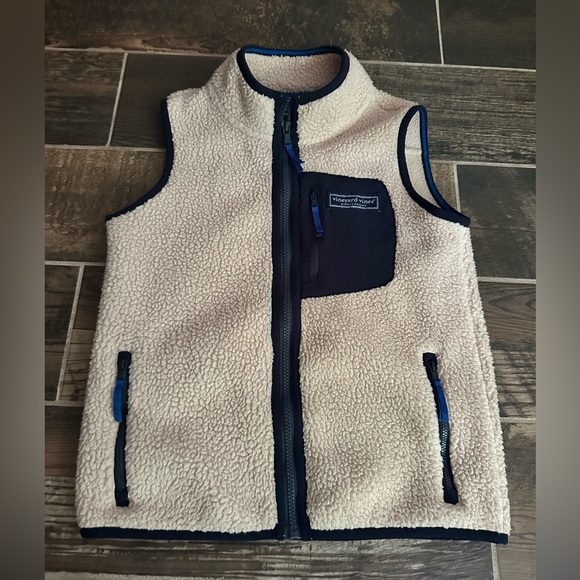 Vineyard Vines Boys' Sherpa SuperShep Vest 8-10 s - Picture 1 of 3